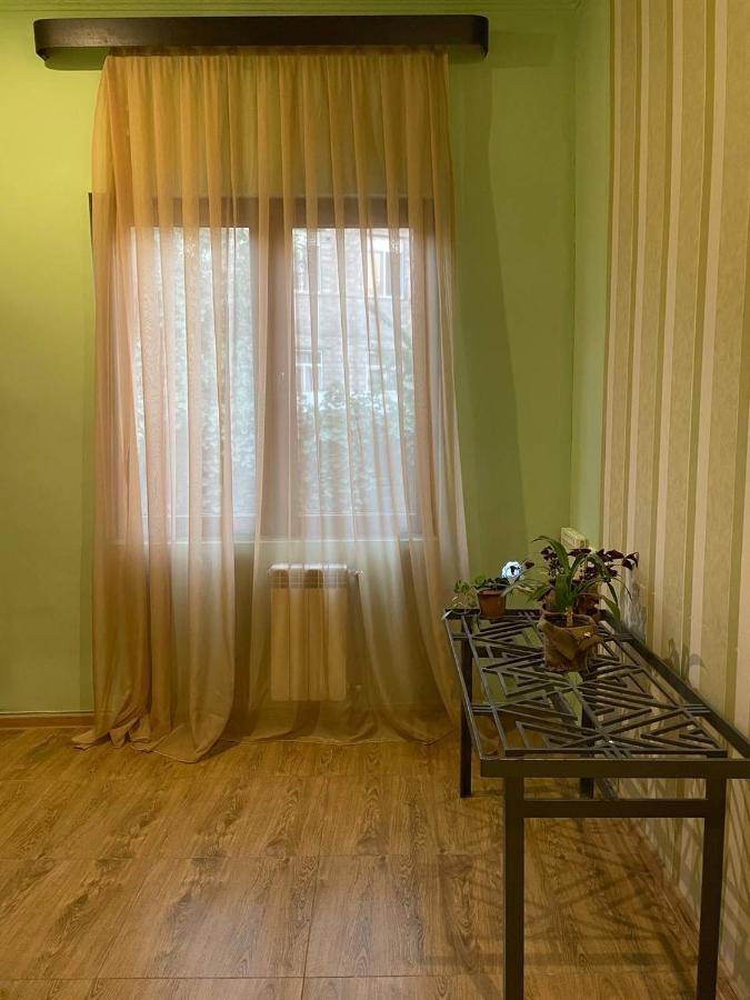 Hotel House 56 Erevan Esterno foto