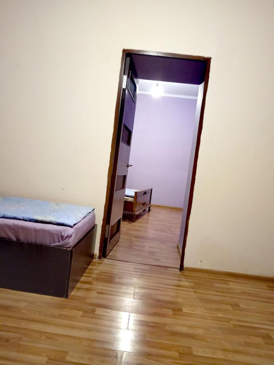 Hotel House 56 Erevan Esterno foto