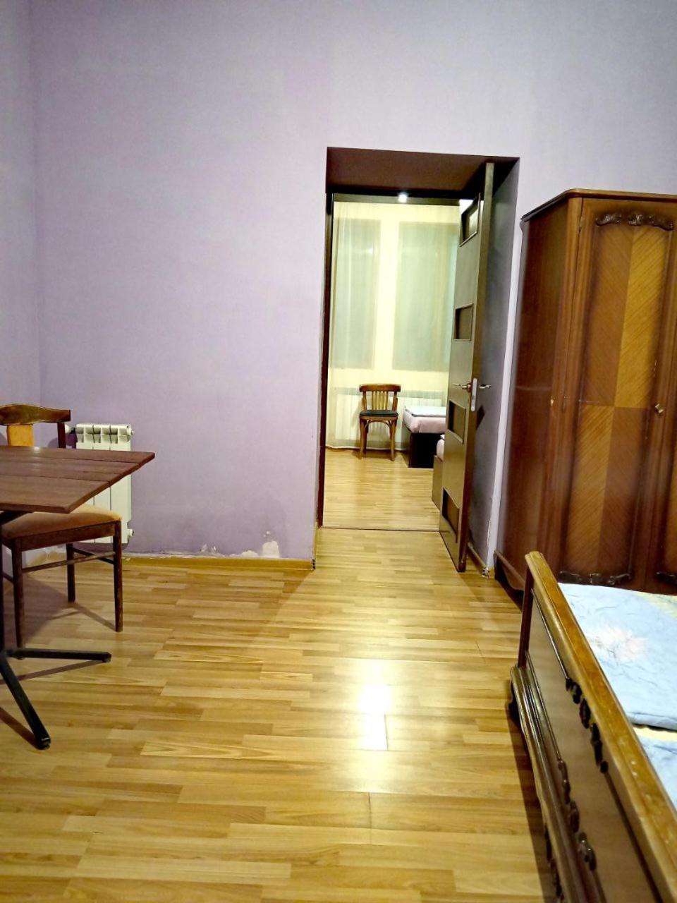Hotel House 56 Erevan Esterno foto